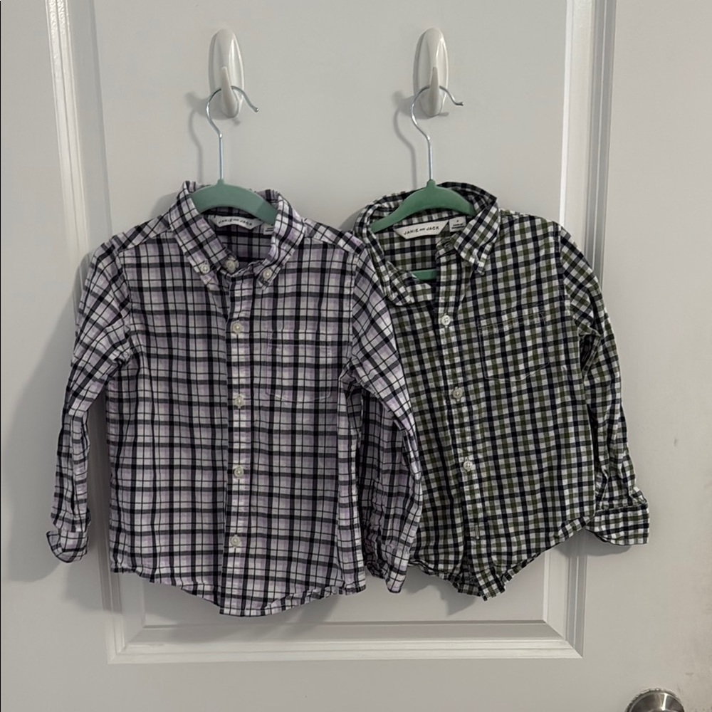 Janie and Jack Black and Green Button Down Shirt- size 3T